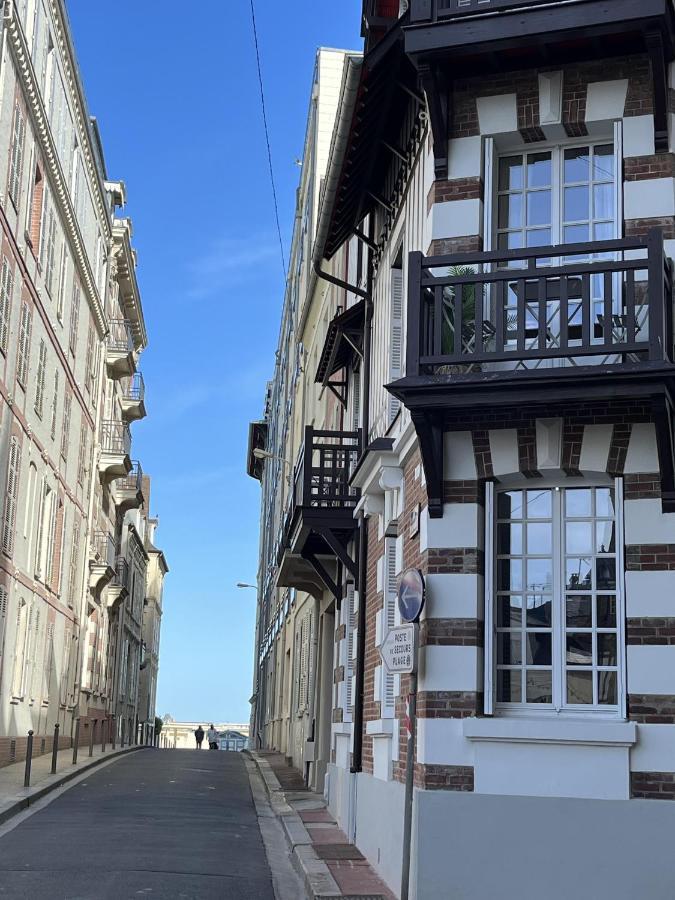 L Emeraude - Trouville Buitenkant foto
